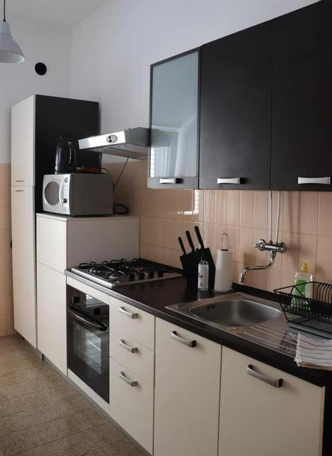 Apartman Simac Okrug Gornji Traù Esterno foto
