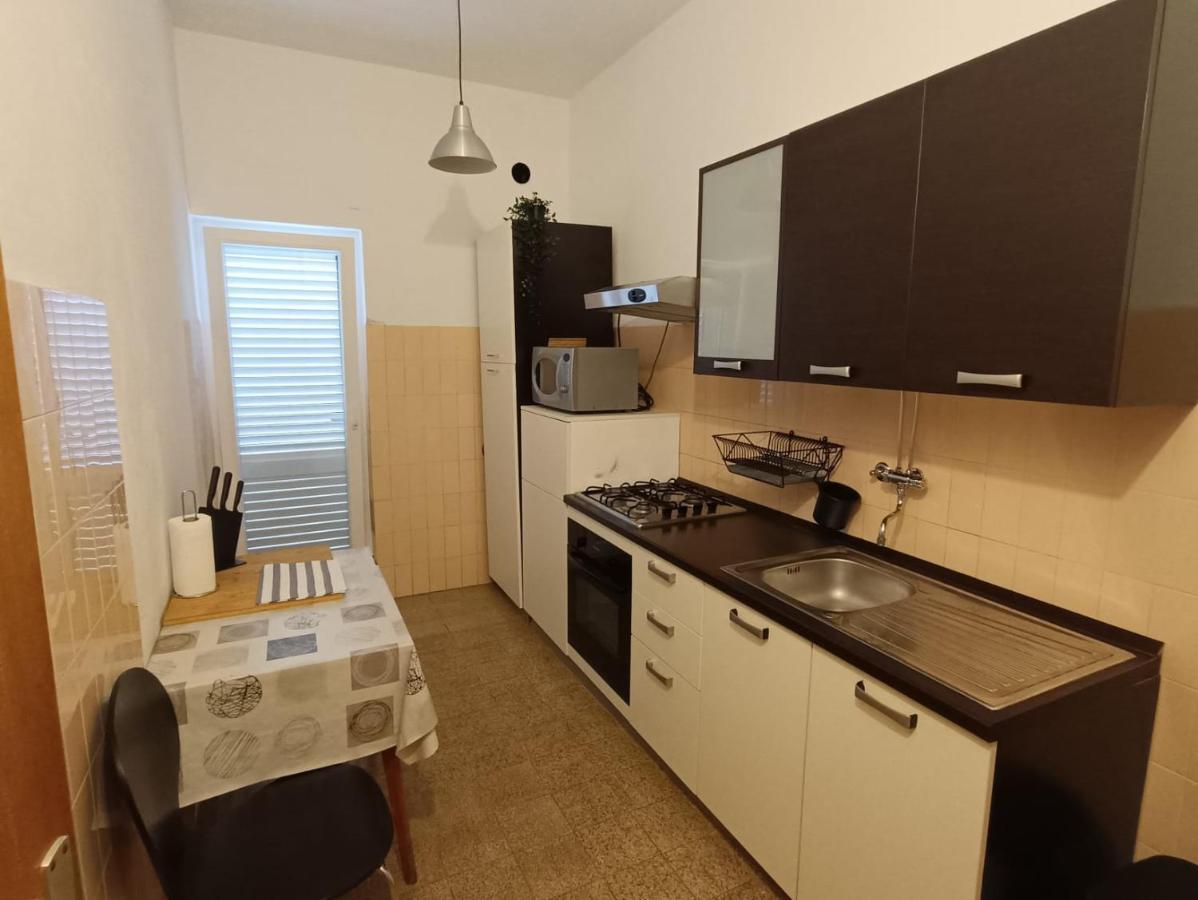Apartman Simac Okrug Gornji Traù Esterno foto