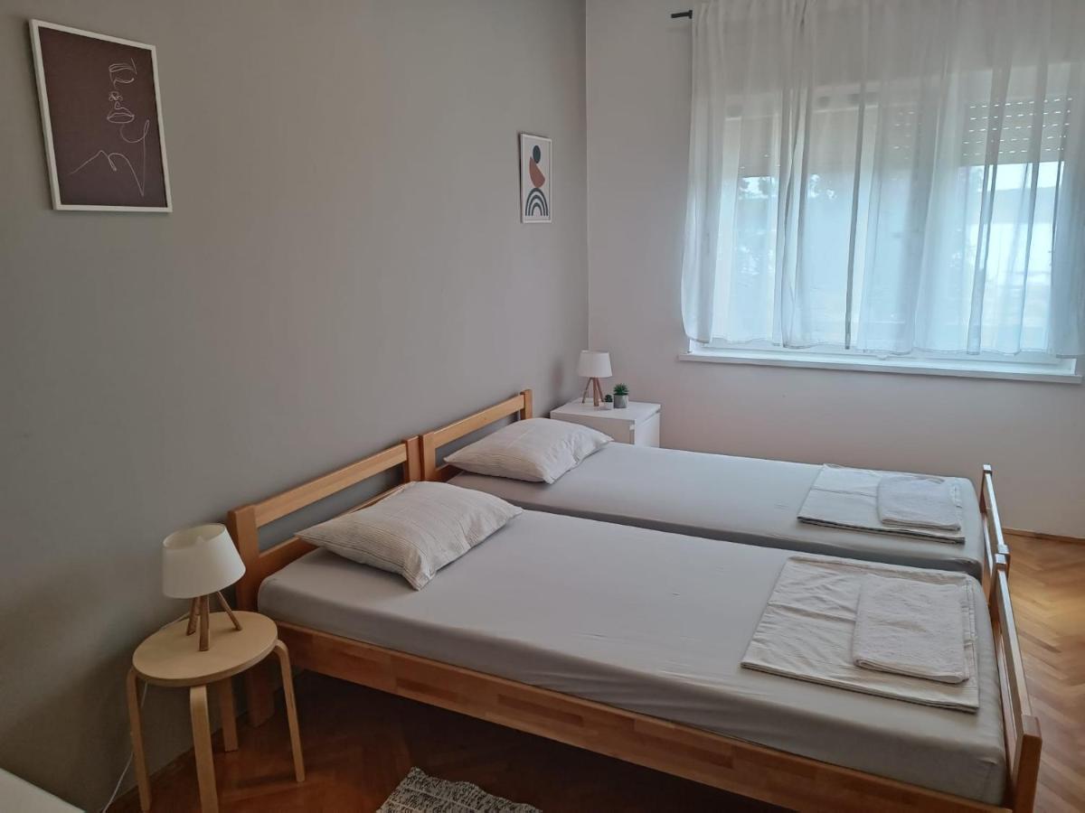 Apartman Simac Okrug Gornji Traù Esterno foto
