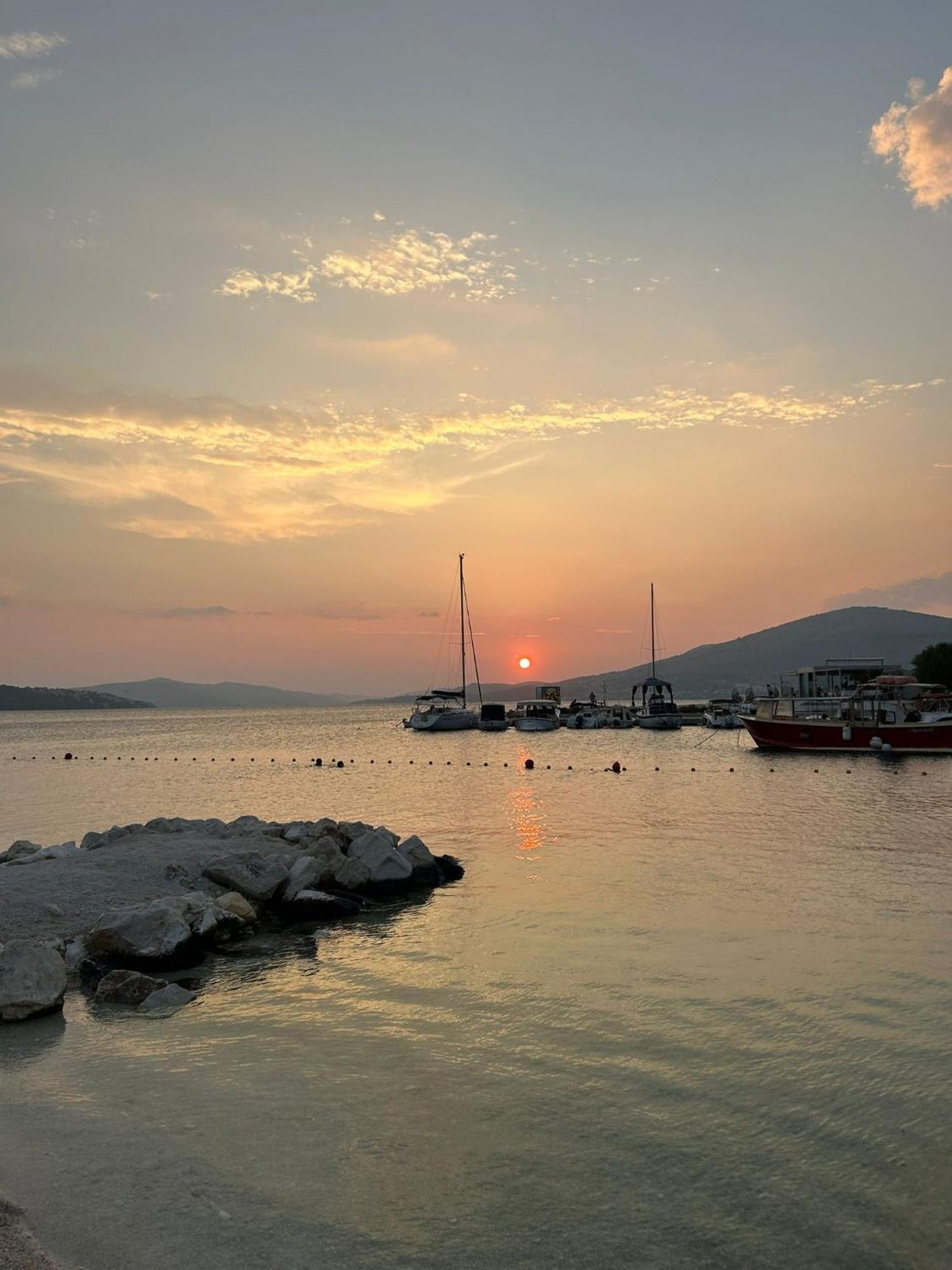 Apartman Simac Okrug Gornji Traù Esterno foto